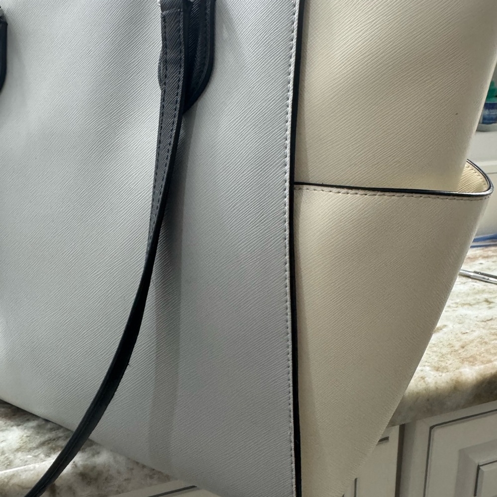 Kate Spade Large Tote Bag - Picture 6 of 9